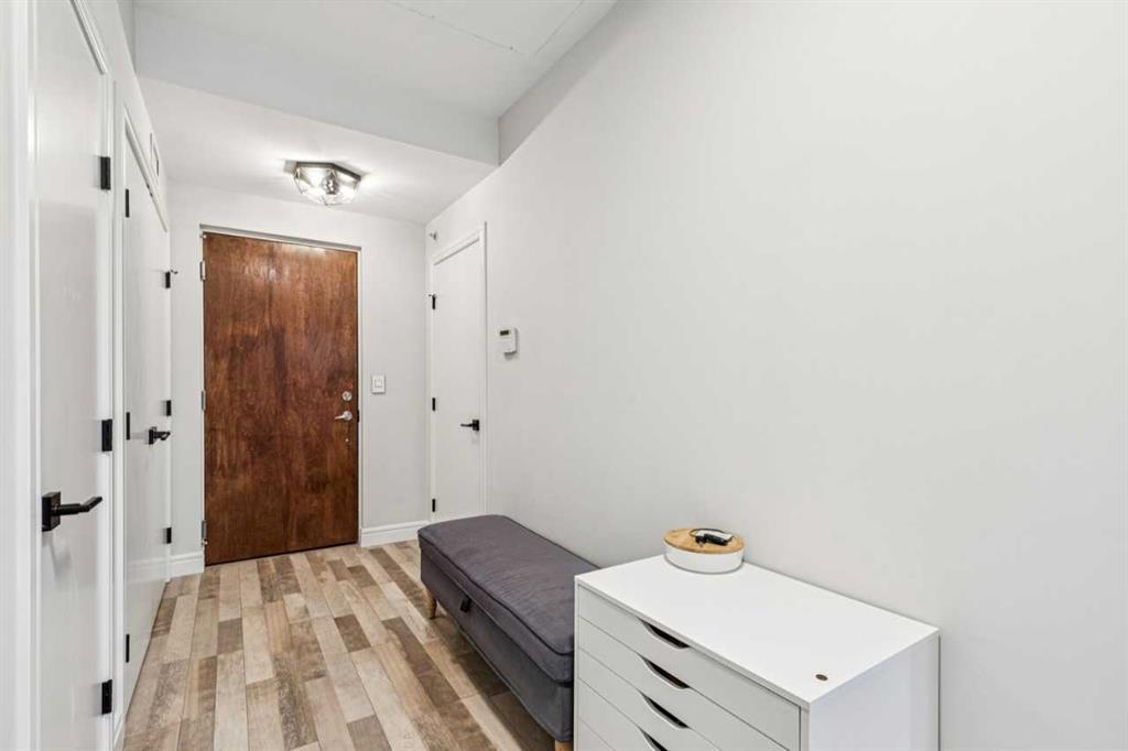 Picture for 101, 817 15 Avenue SW