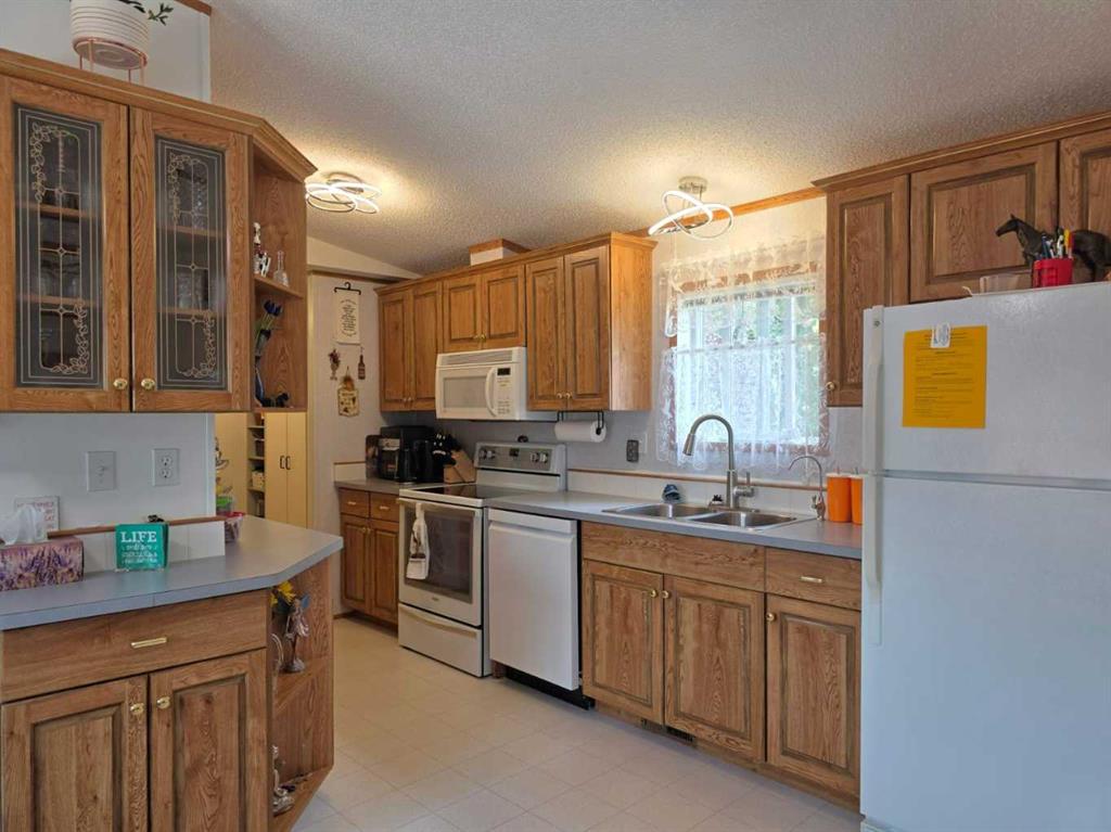 Picture for 18, 5429 Township Road 494  
