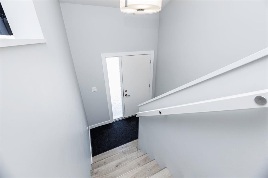 Picture for 81 Ellington Crescent 