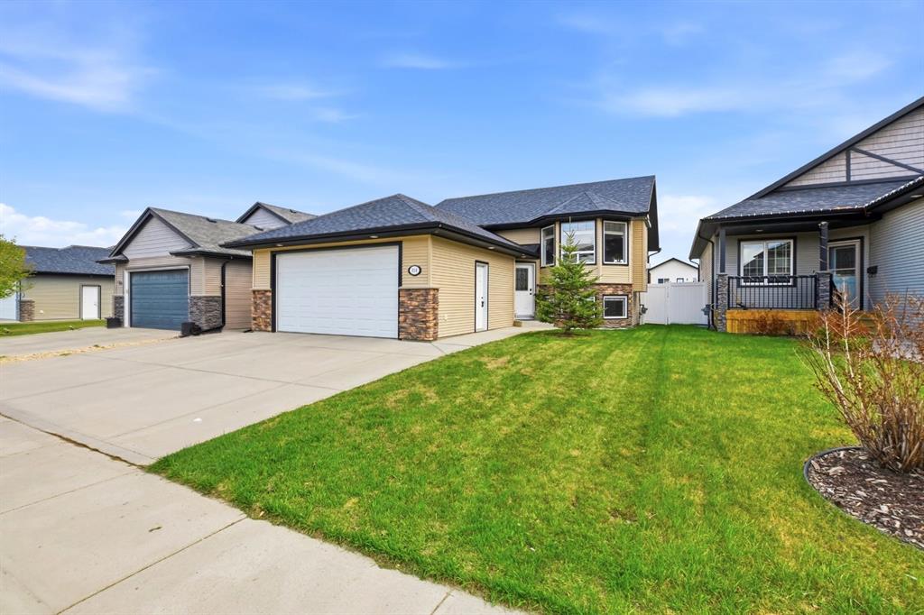 Picture for 114 Stephenson Crescent 