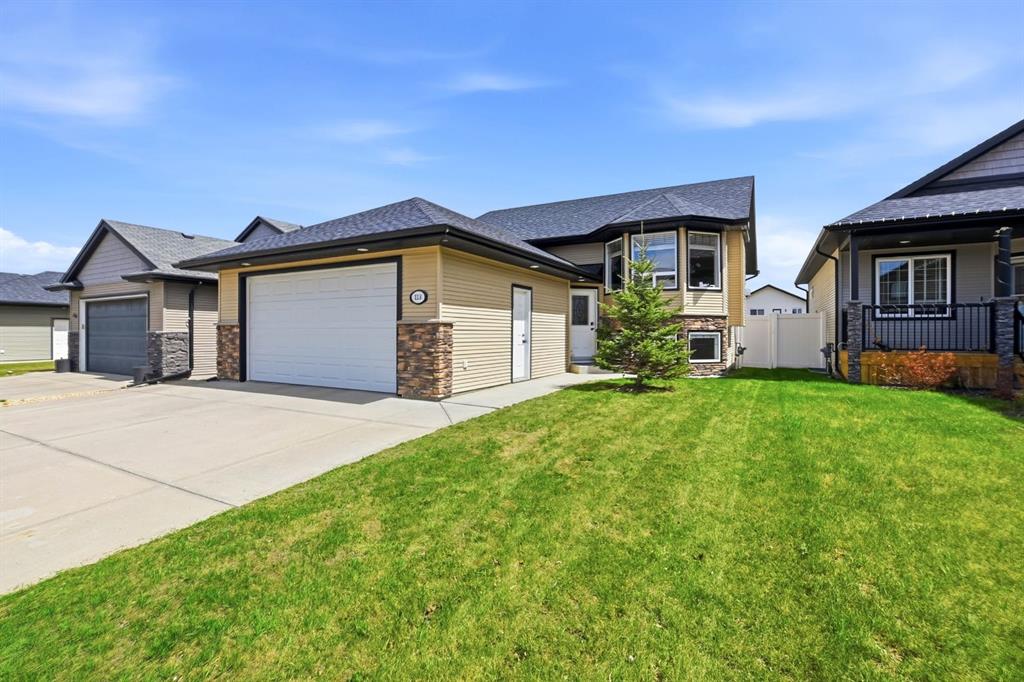 Picture for 114 Stephenson Crescent 