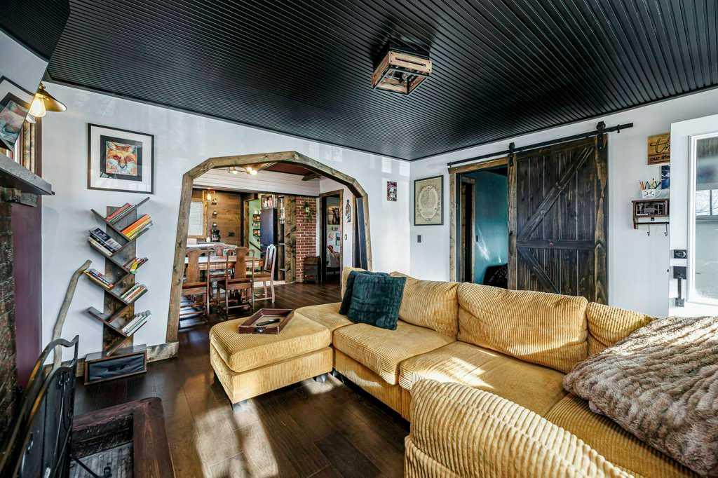 Picture for 4836 49 Street 