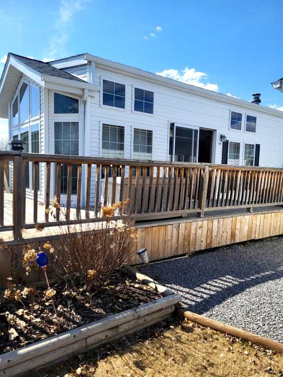 Picture for 166A, 10042 Township Road 422  