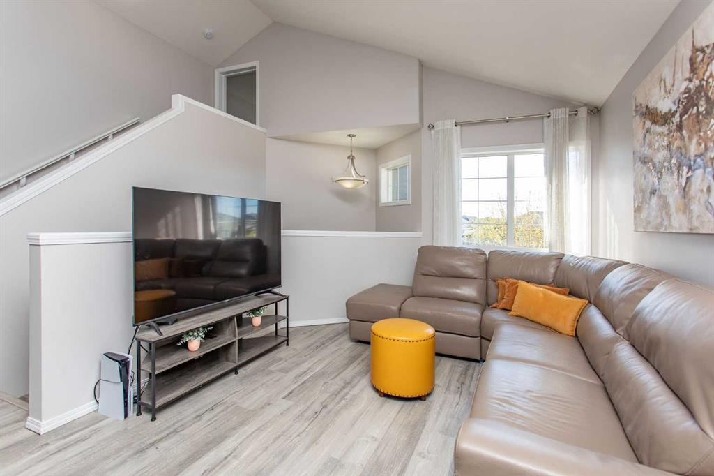 Picture for 242 Viscount Drive 