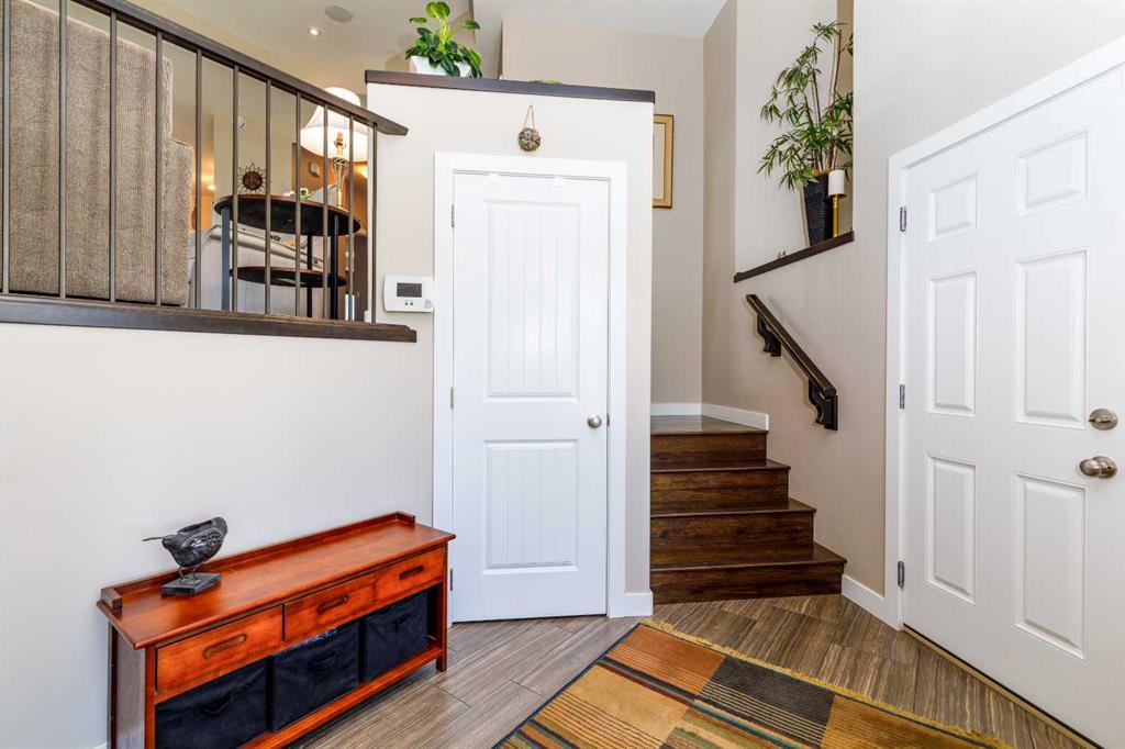 Picture for 39 THOMPSON Crescent 