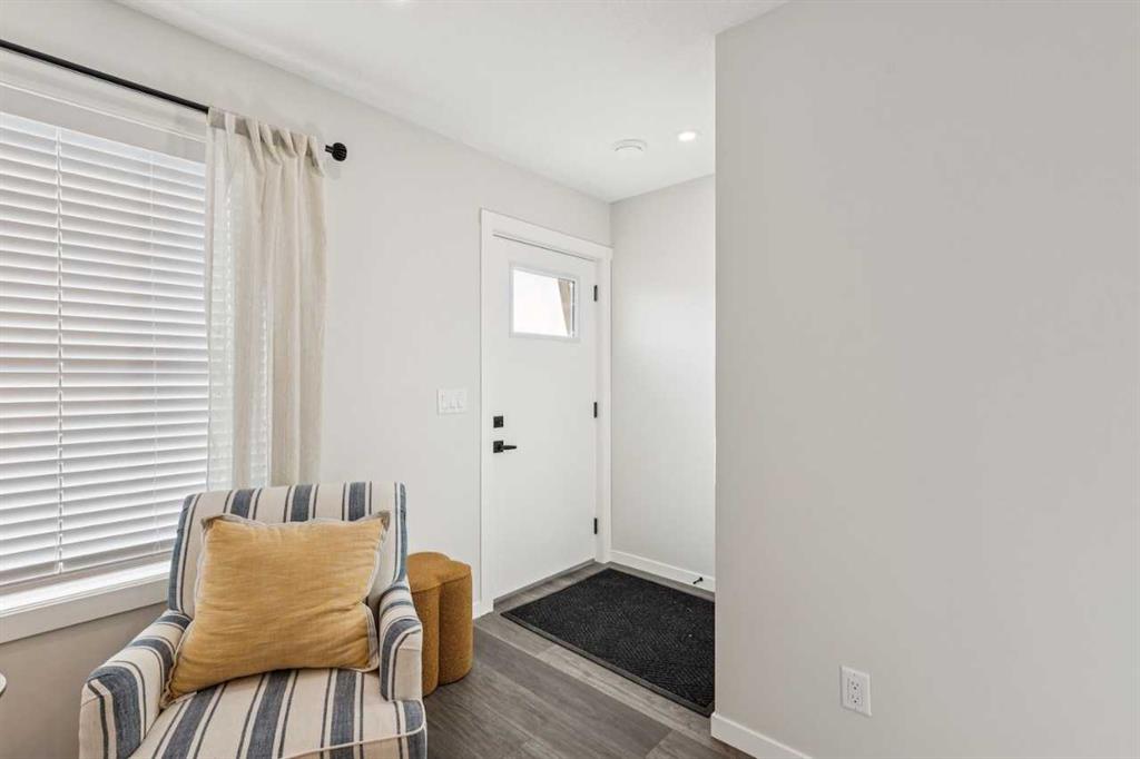 Picture for 806, 135 Mahogany Parade SE