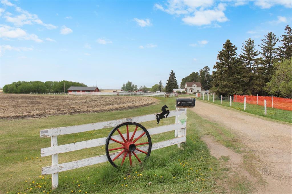 Picture for 47038 Range Road 191  