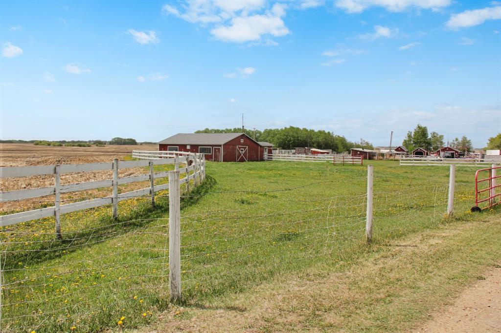 Picture for 47038 Range Road 191  