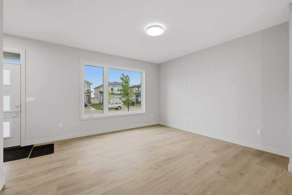 Picture for 20 Memorial Parkway 