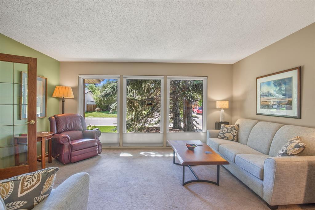 Picture for 11 Mccune Avenue 