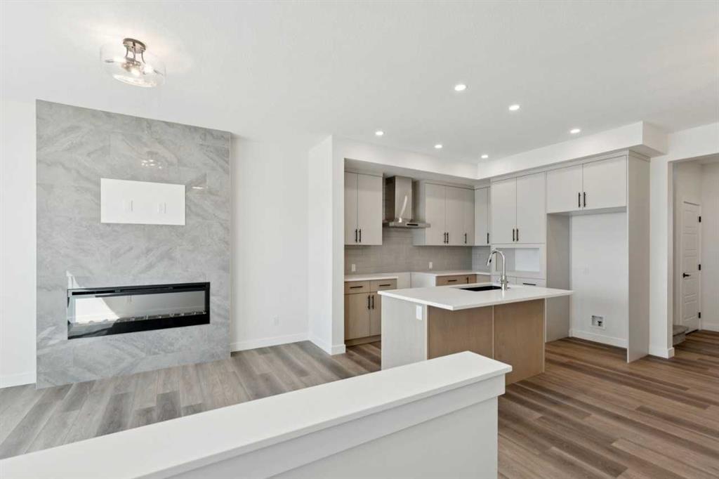 Picture for 240 Layton Link SE
