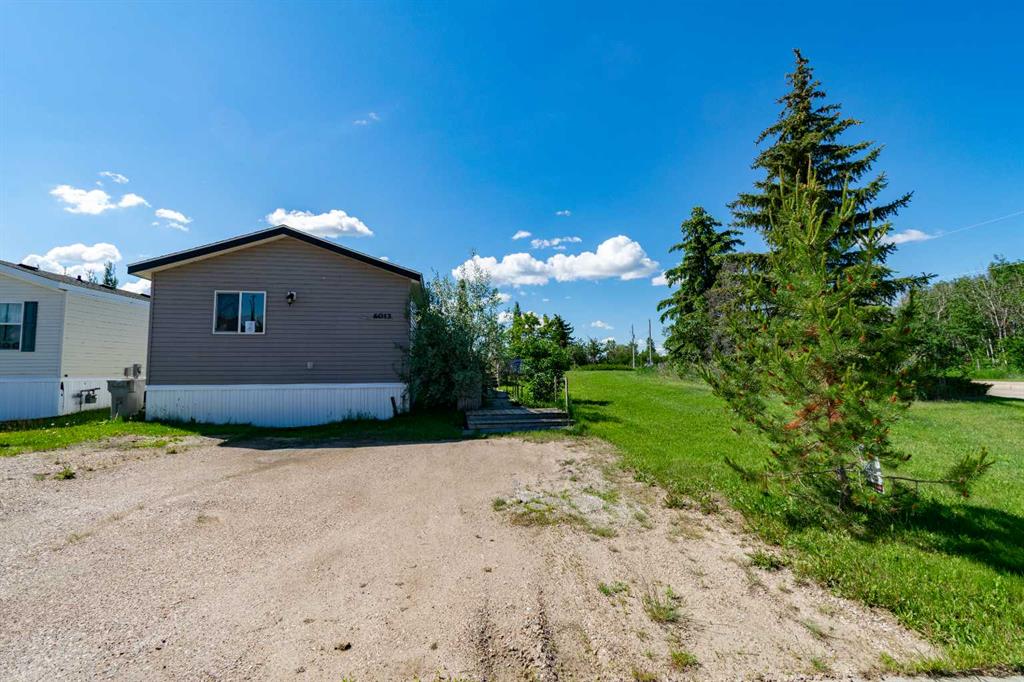 Picture for 6013 54 Ave Close 