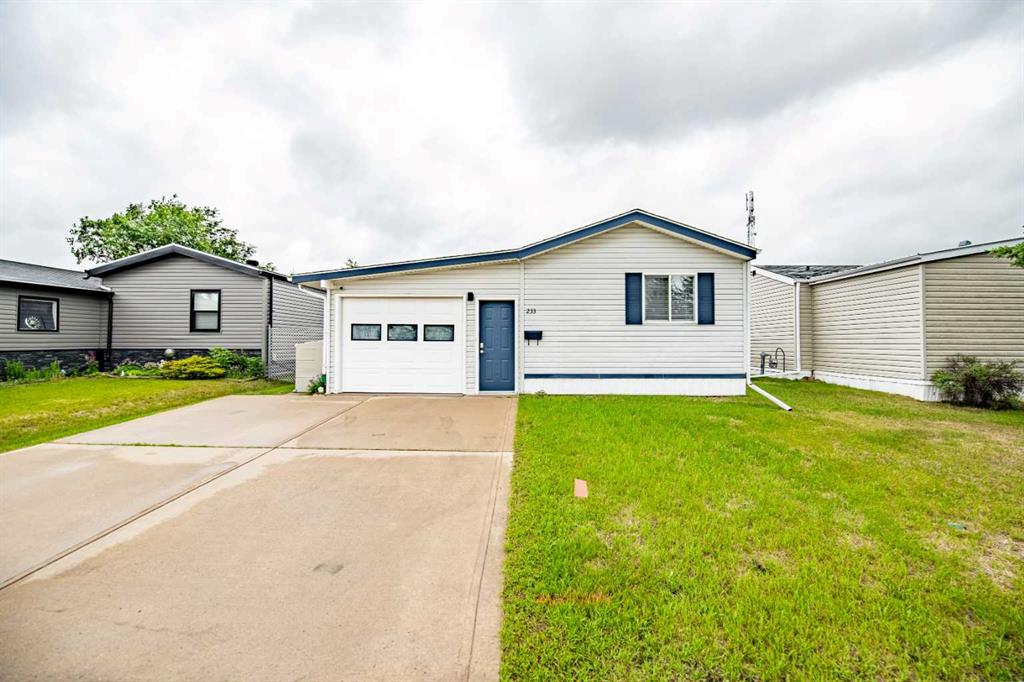Picture for 233, 37543 England Way 