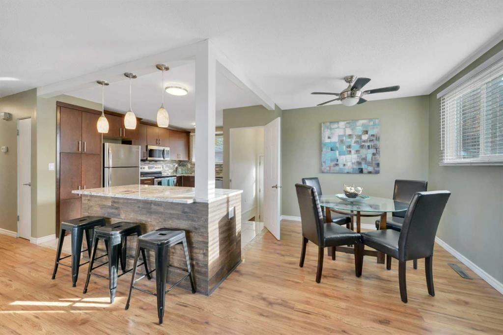 Picture for 11 Fir Street  https://www.cirrealty.ca/reb/cara/1/A2264121_7.jpg