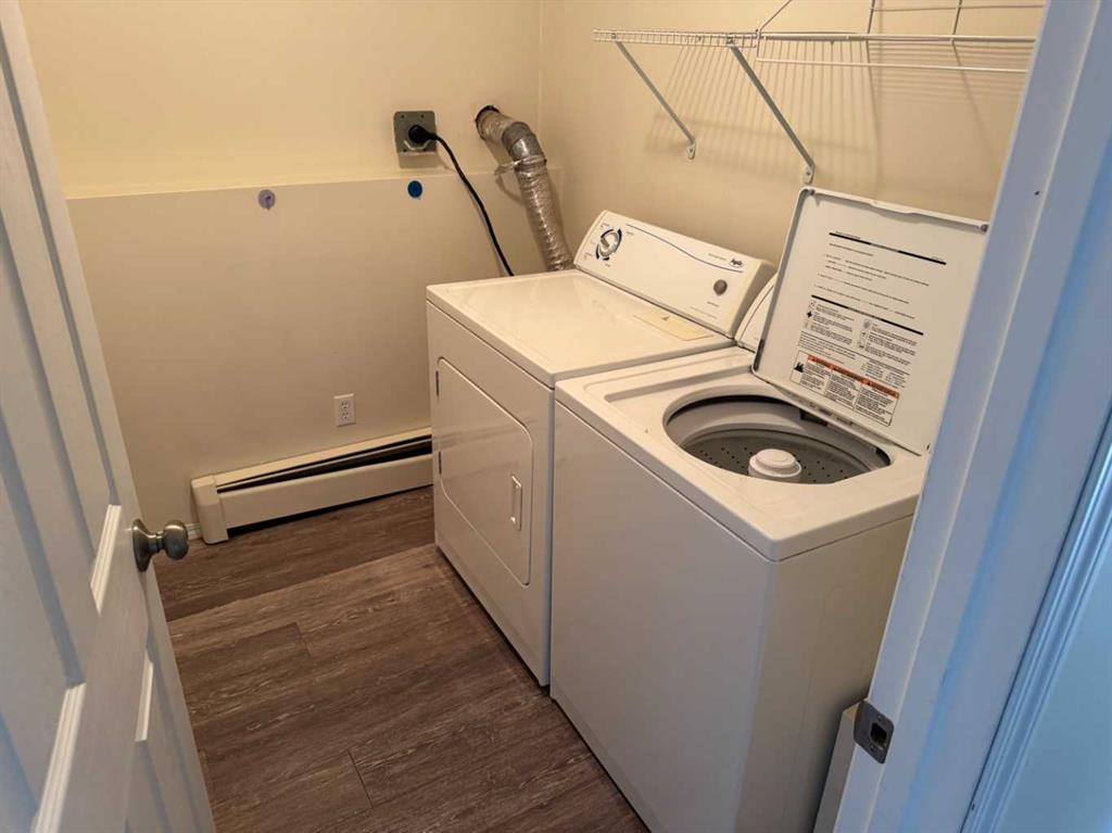 Picture for 7 Nyberg Avenue  https://www.cirrealty.ca/reb/cara/1/A2264661_27.jpg