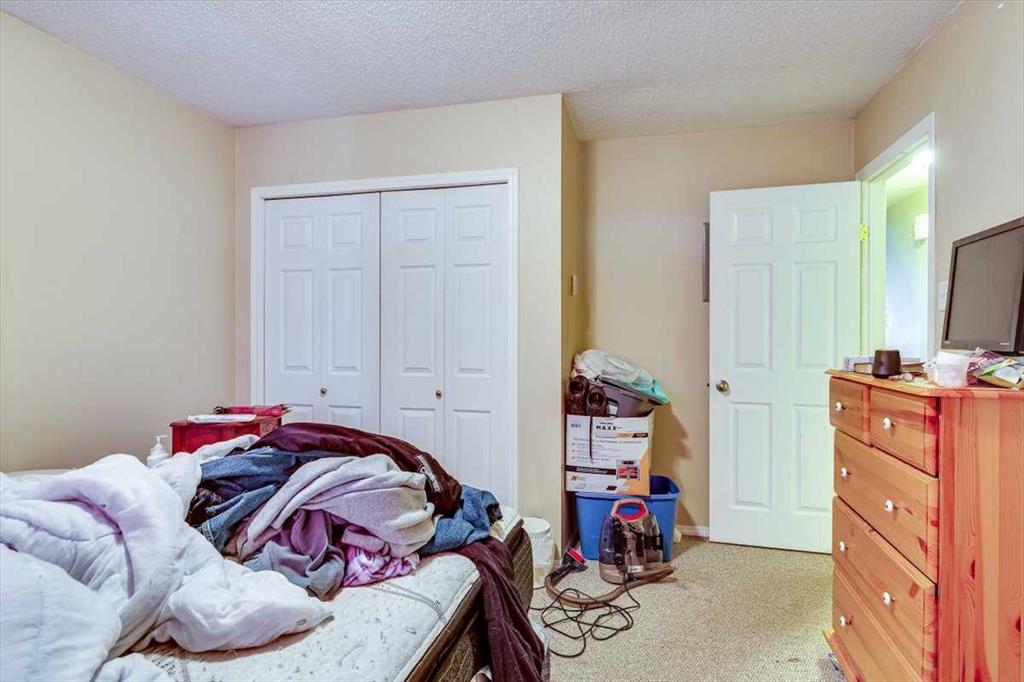 Picture for 7 Nyberg Avenue  https://www.cirrealty.ca/reb/cara/1/A2264661_41.jpg