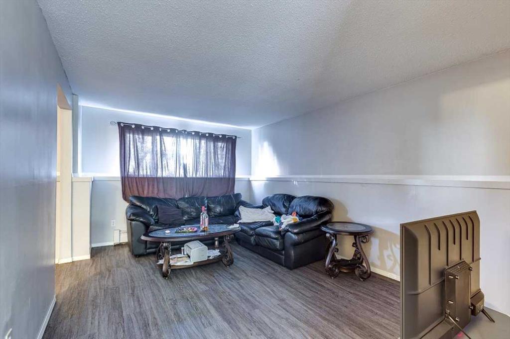 Picture for 7 Nyberg Avenue  https://www.cirrealty.ca/reb/cara/1/A2264661_44.jpg