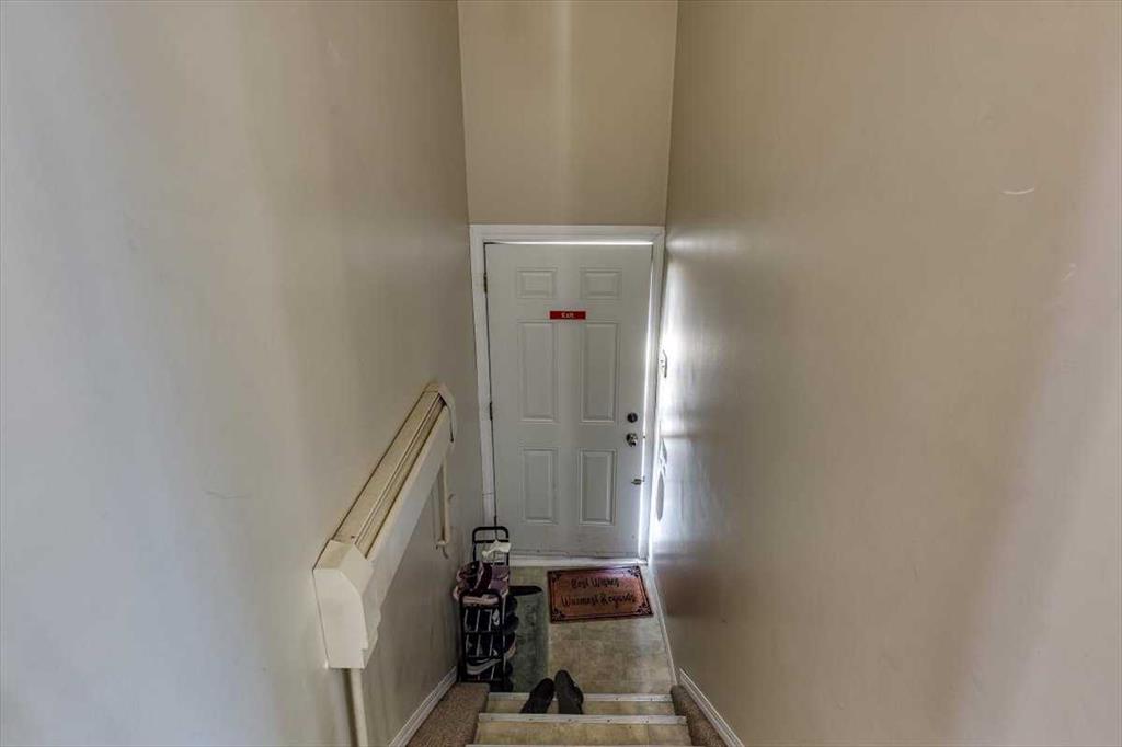 Picture for 7 Nyberg Avenue  https://www.cirrealty.ca/reb/cara/1/A2264661_9.jpg