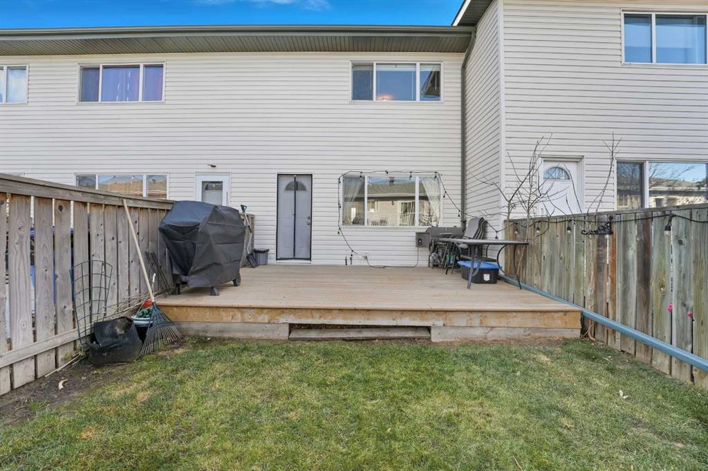 Picture for 18, 1 Fir Street  https://www.cirrealty.ca/reb/cara/1/A2265721_22.jpg