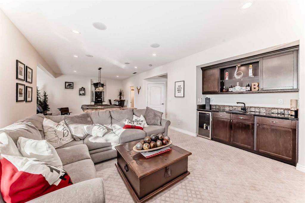 Picture for 92 Allwright Close  https://www.cirrealty.ca/reb/cara/1/A2266111_31.jpg