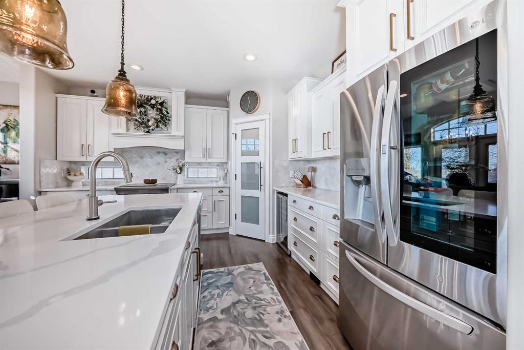Picture for 92 Allwright Close  https://www.cirrealty.ca/reb/cara/1/A2266111_6.jpg