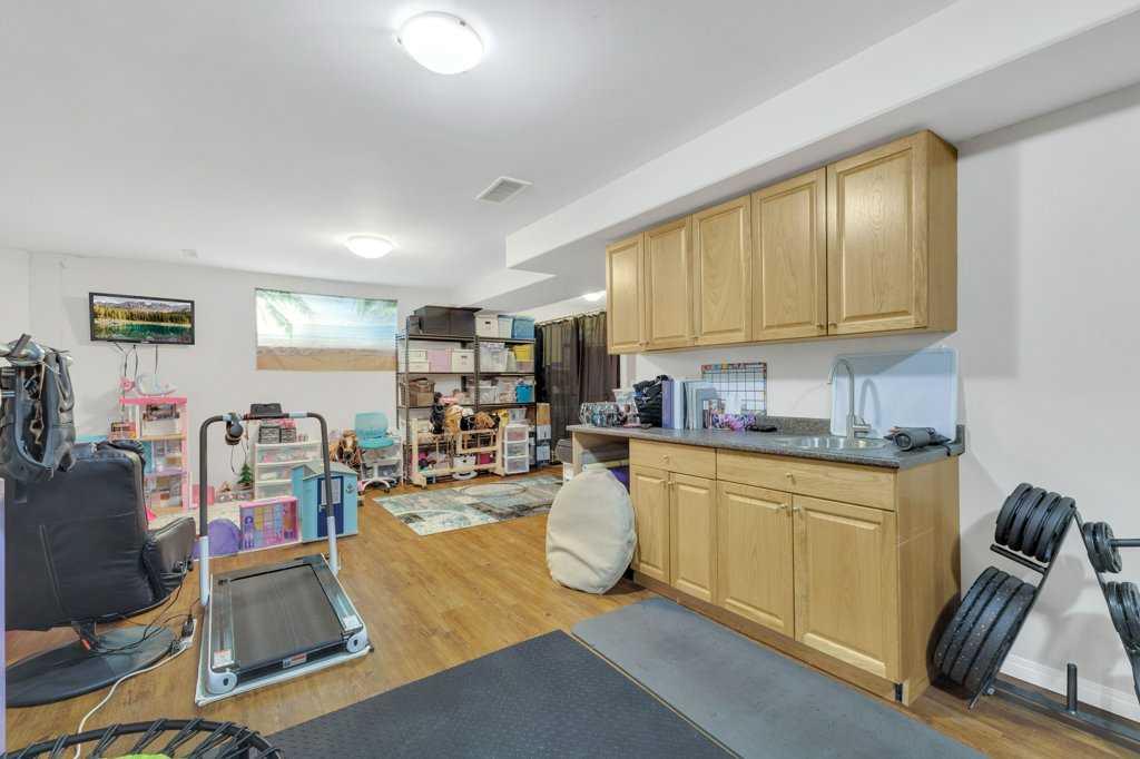Picture for 9 Rozier Close  https://www.cirrealty.ca/reb/cara/1/A2266131_23.jpg