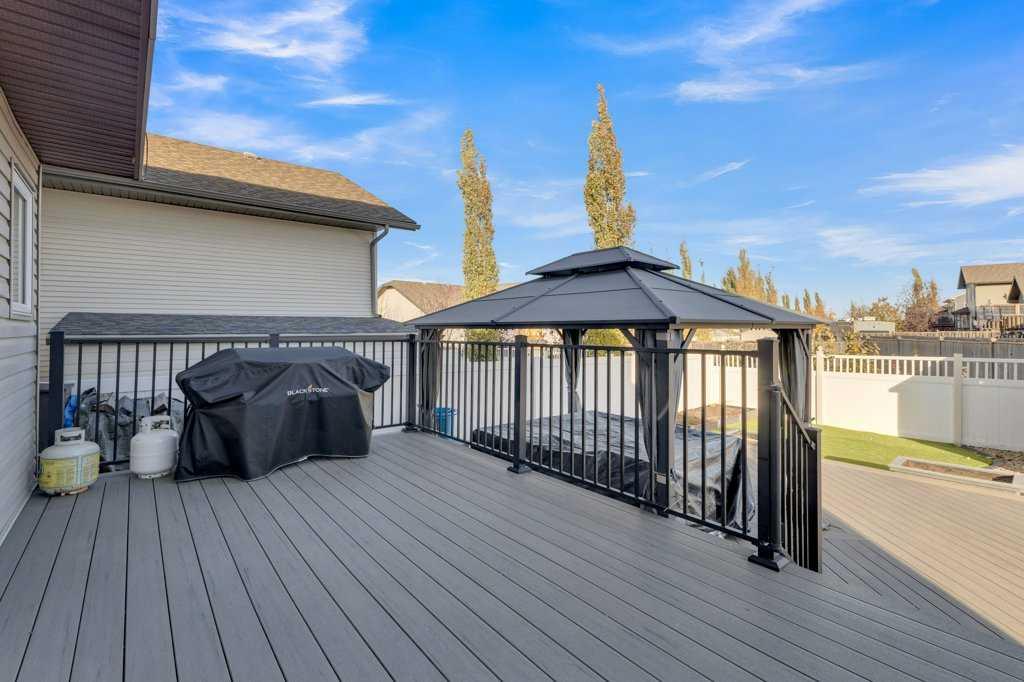 Picture for 9 Rozier Close  https://www.cirrealty.ca/reb/cara/1/A2266131_29.jpg