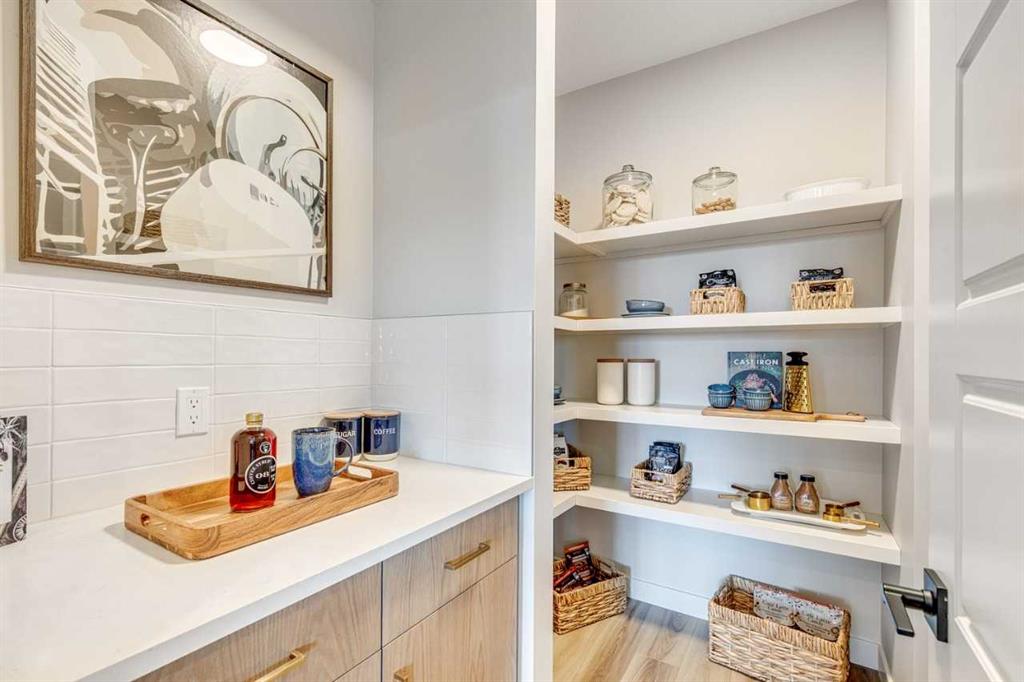 Picture for 51 Versant Rise SW https://www.cirrealty.ca/reb/cara/1/A2266581_9.jpg