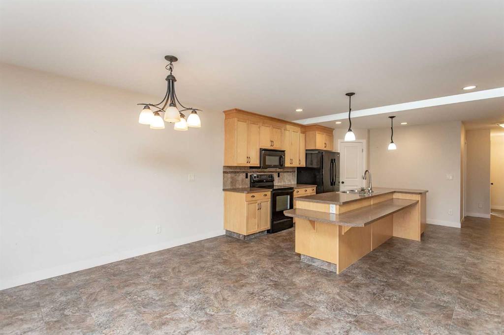 Picture for 5422 49 Avenue  https://www.cirrealty.ca/reb/cara/1/A2266591_7.jpg