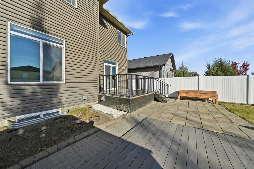 Picture for 21 Caribou Crescent  https://www.cirrealty.ca/reb/cara/1/A2266731_30.jpg