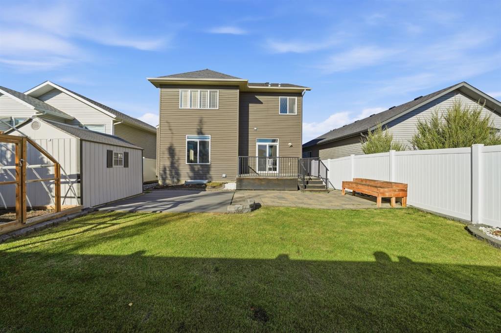 Picture for 21 Caribou Crescent  https://www.cirrealty.ca/reb/cara/1/A2266731_33.jpg