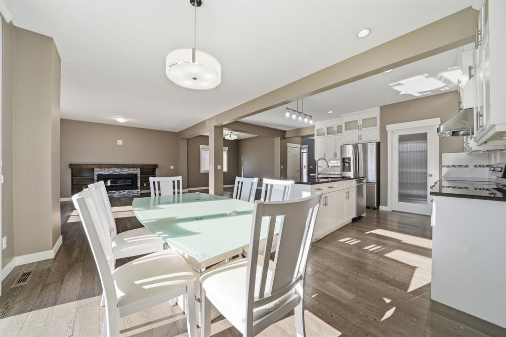 Picture for 21 Caribou Crescent  https://www.cirrealty.ca/reb/cara/1/A2266731_9.jpg