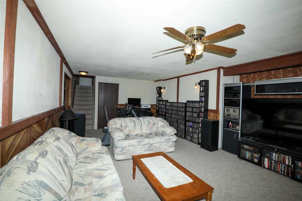 Picture for 143 Barrett Drive  https://www.cirrealty.ca/reb/cara/1/A2267531_13.jpg