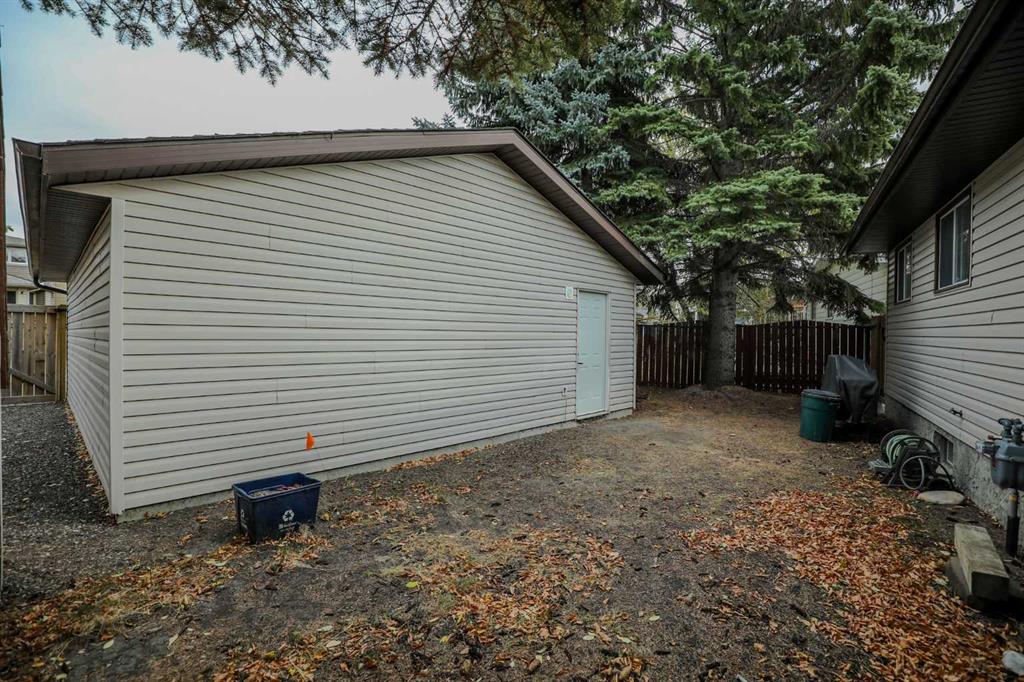 Picture for 143 Barrett Drive  https://www.cirrealty.ca/reb/cara/1/A2267531_18.jpg