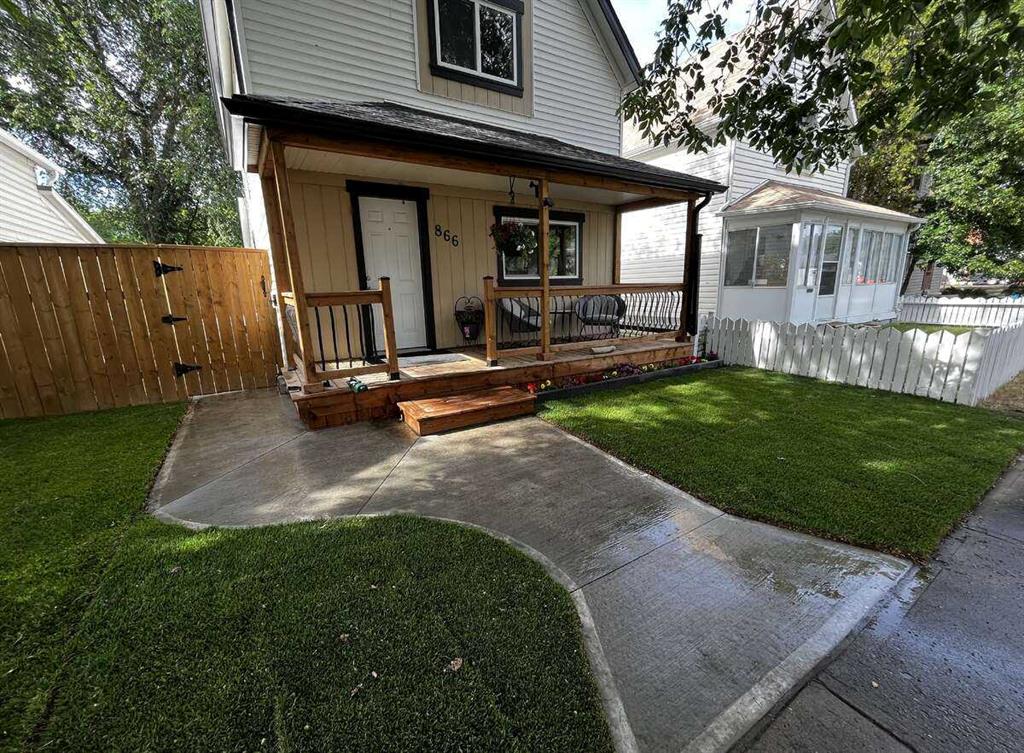 Picture for 866 Balmoral Street SE Picture for 866 Balmoral Street SE