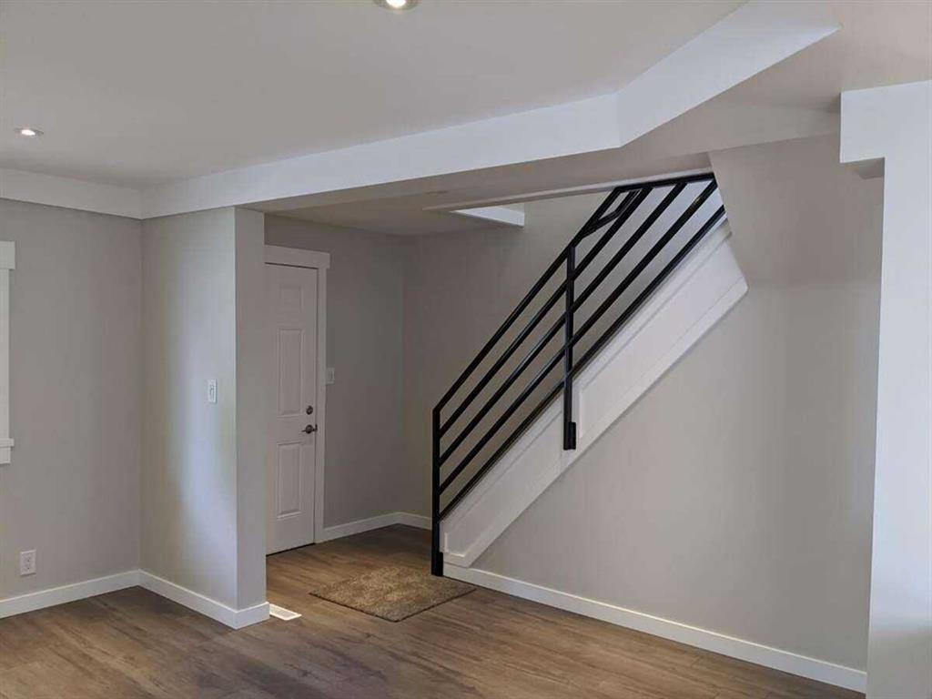 Picture for 866 Balmoral Street SE Picture for 866 Balmoral Street SE