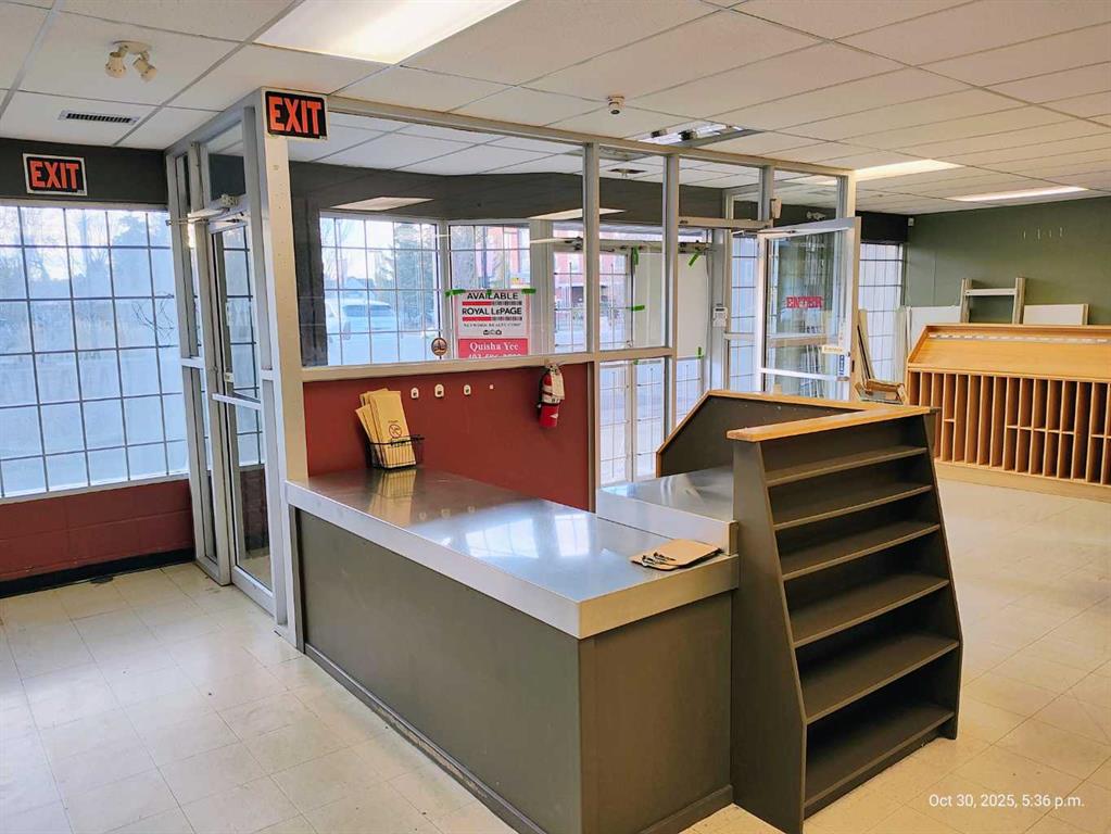 Picture for A7, 5043 50A Street 