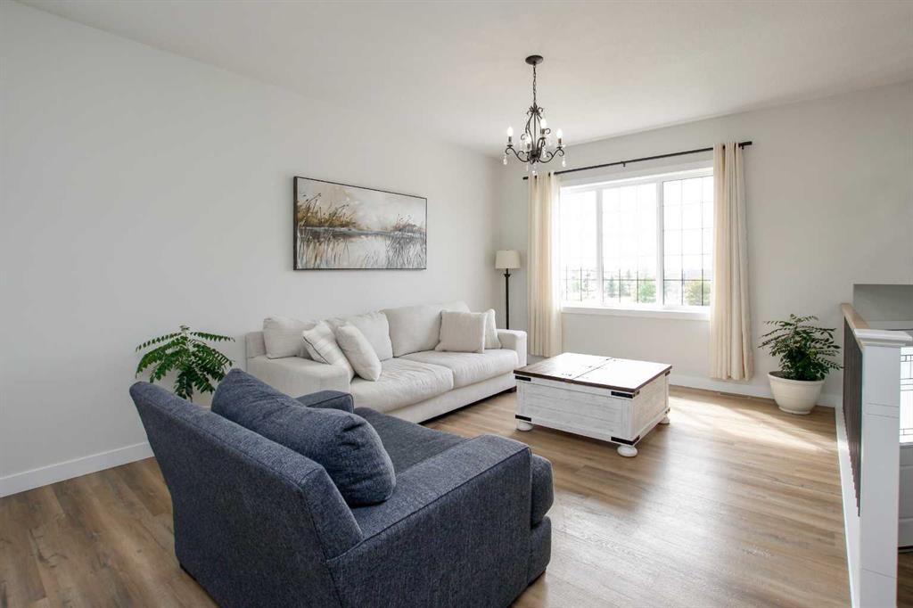 Picture for 7 Thayer Close 