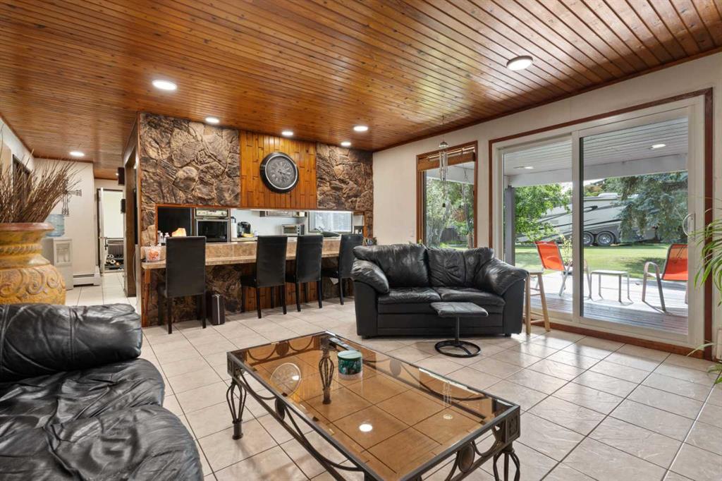 Picture for 3810 64 Street 