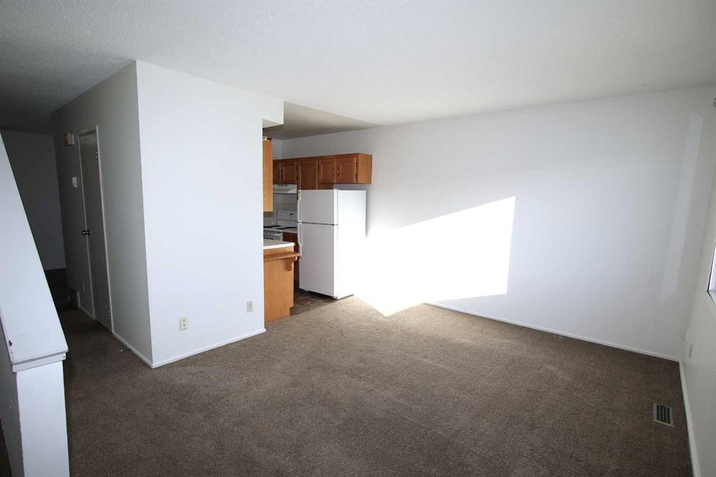 Picture for 44, 7124 Gray Drive 