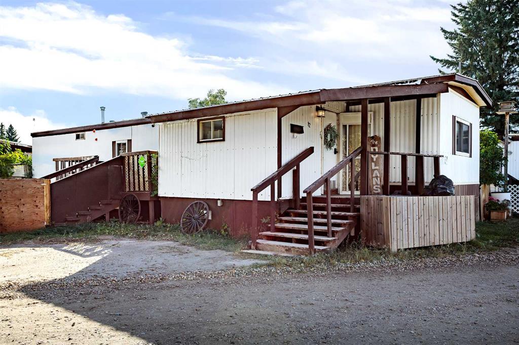 Picture for 12, 4504 41 Street 