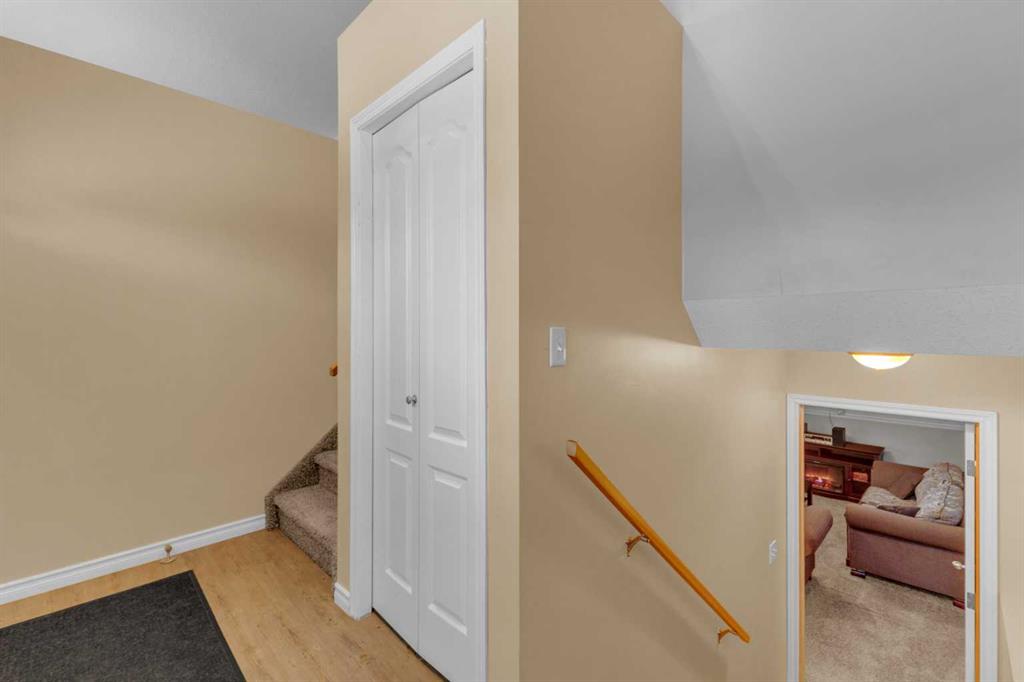 Picture for 58 Ireland Crescent 