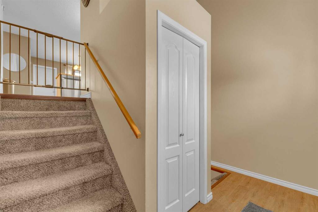 Picture for 58 Ireland Crescent 