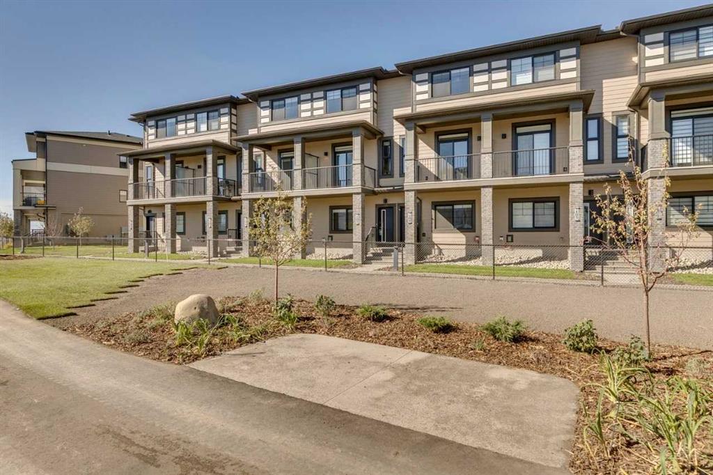 Picture for 104, 285 Chelsea Court 