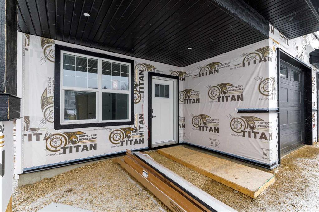 Picture for 8, 5463 55 Avenue 