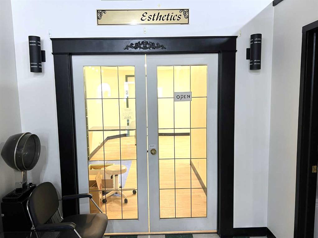 Picture for Part of Bay A, 4707 51 Avenue 