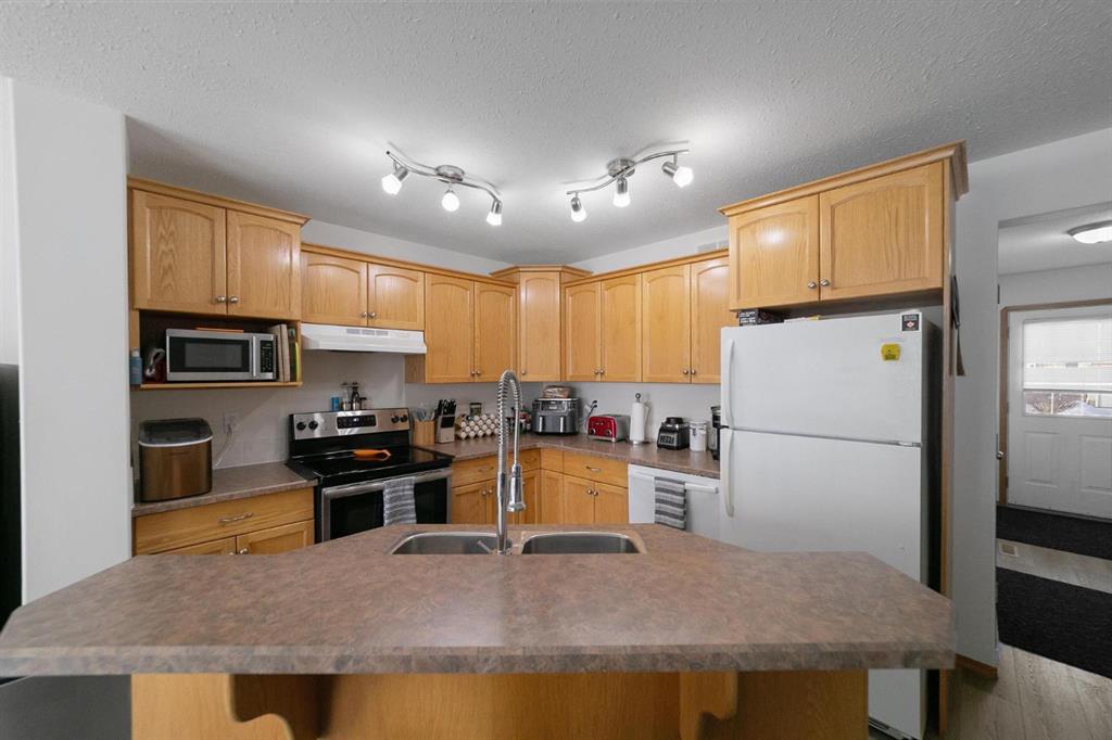 Picture for 4017 69A StreetClose 