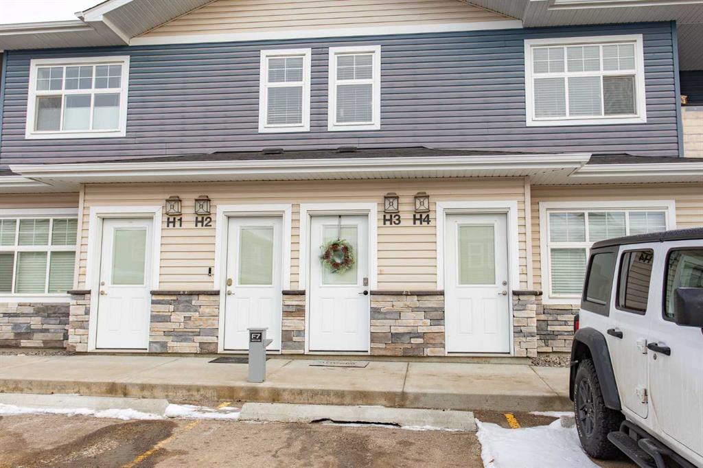 Picture for H3, 5300 Vista Trail 