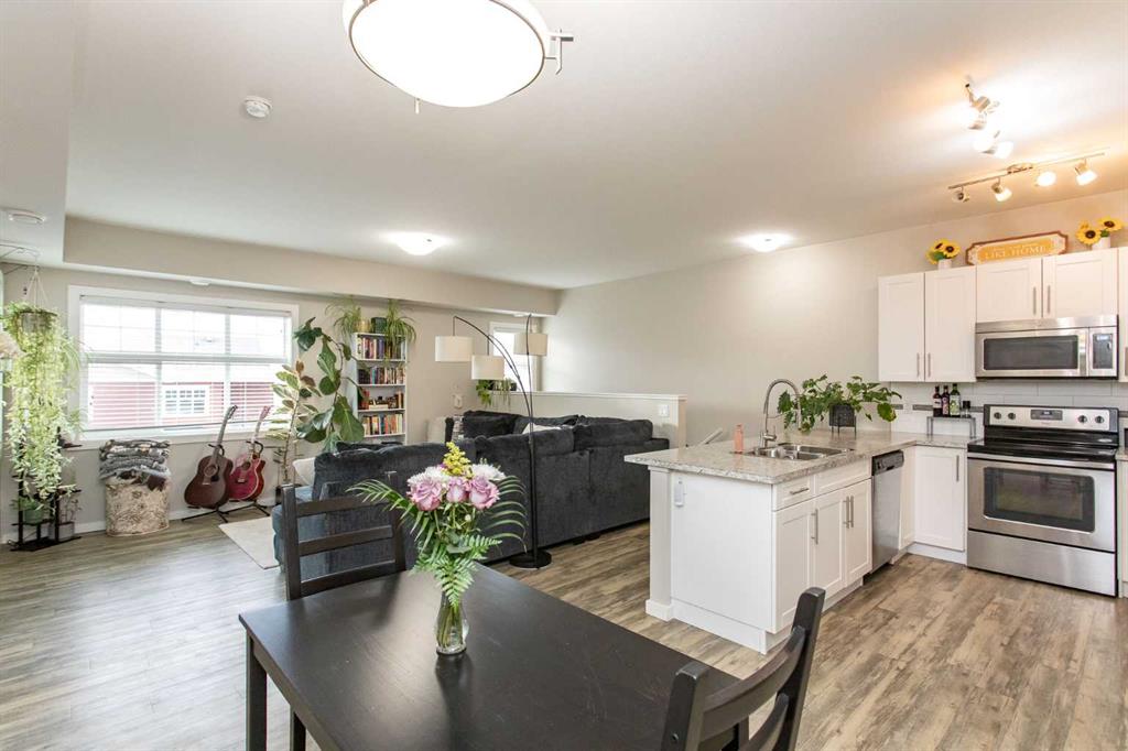 Picture for H3, 5300 Vista Trail 