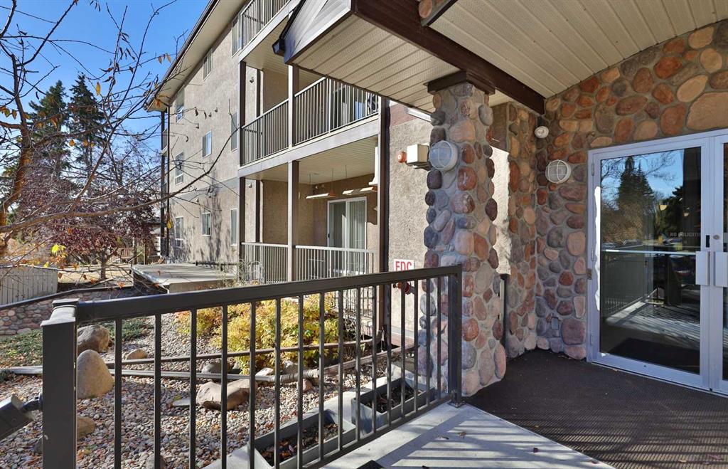 Picture for 105, 4834 52A Street 